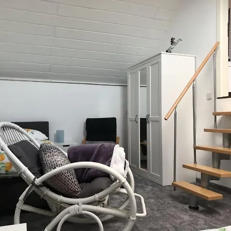 Ferienwohnung Auf Denkmalgeschuetztem Sturmhof Grefrath Exterior photo