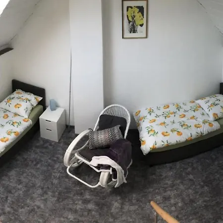 Ferienwohnung Auf Denkmalgeschuetztem Sturmhof Grefrath Exterior photo